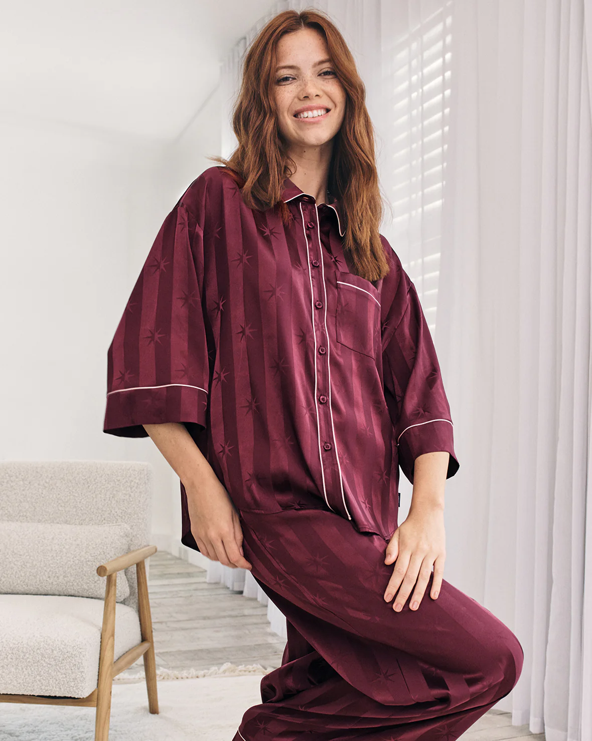 Chelsea Peers x Pai Skincare: The Luxury Wellness Gift Set - Burgundy - Image 6