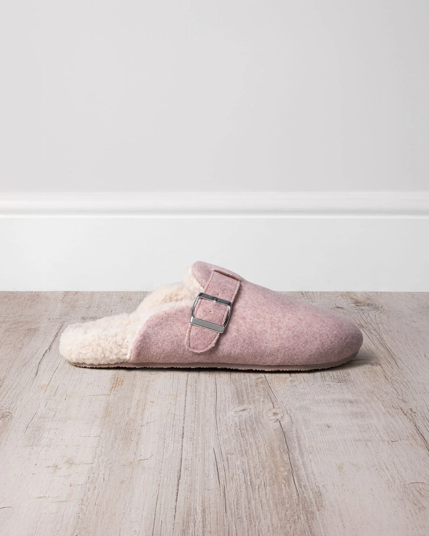 Felt Buckle Detail Shearling Clog Slippers - Pink - Image 5