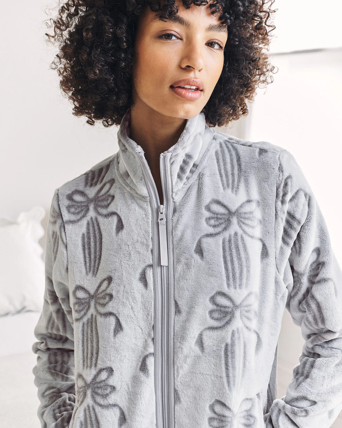 Fleece Burnout Ribbon Bow Jacket & Jogger Co-ord - Image 3