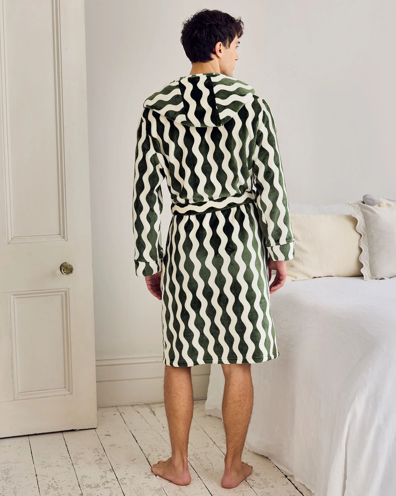 Fleece Wavy Stripe Hooded Dressing Gown - Image 4