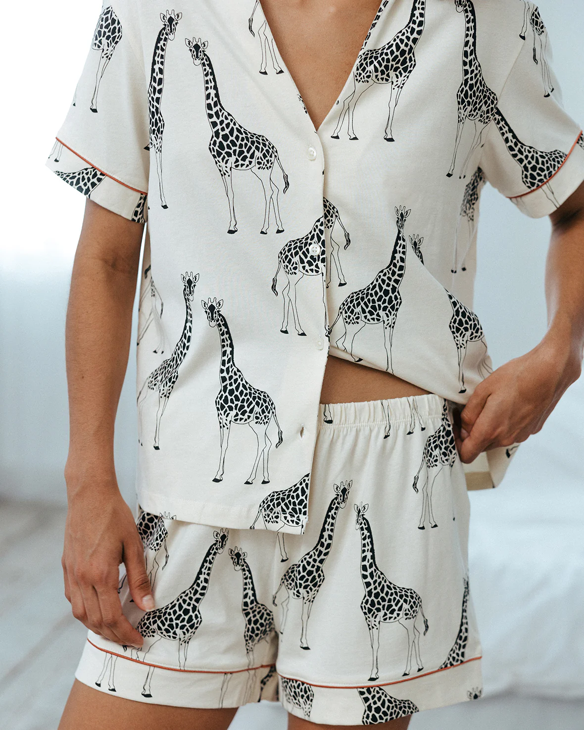 Organic Cotton Giraffe Print Short Pyjama Set - Cream - Image 3