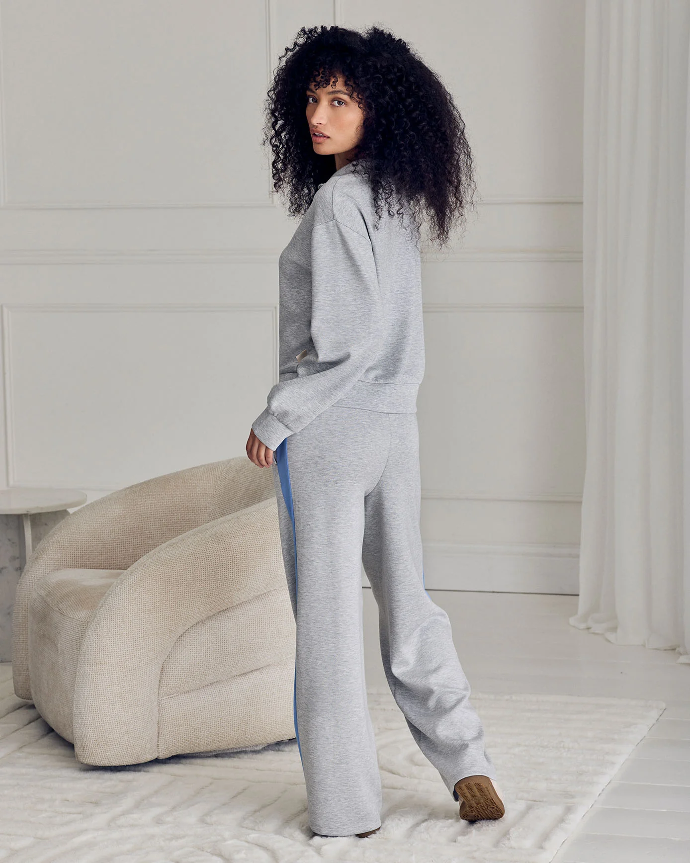 LuxeComfort Scuba Half-Zip Long Sleeve Sweatshirt - Grey - Image 4