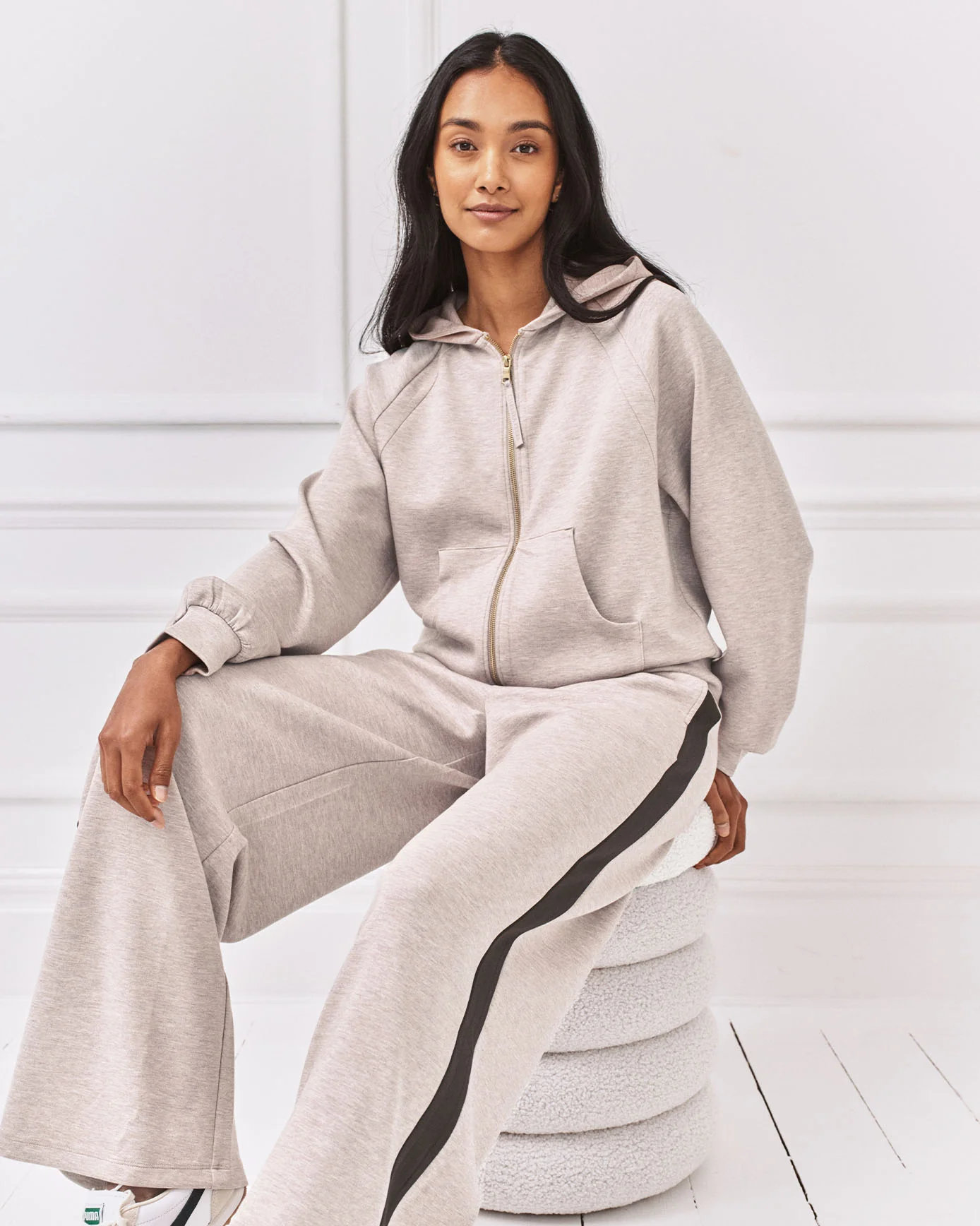 LuxeComfort Scuba Zip Hoodie - Camel - Image 2