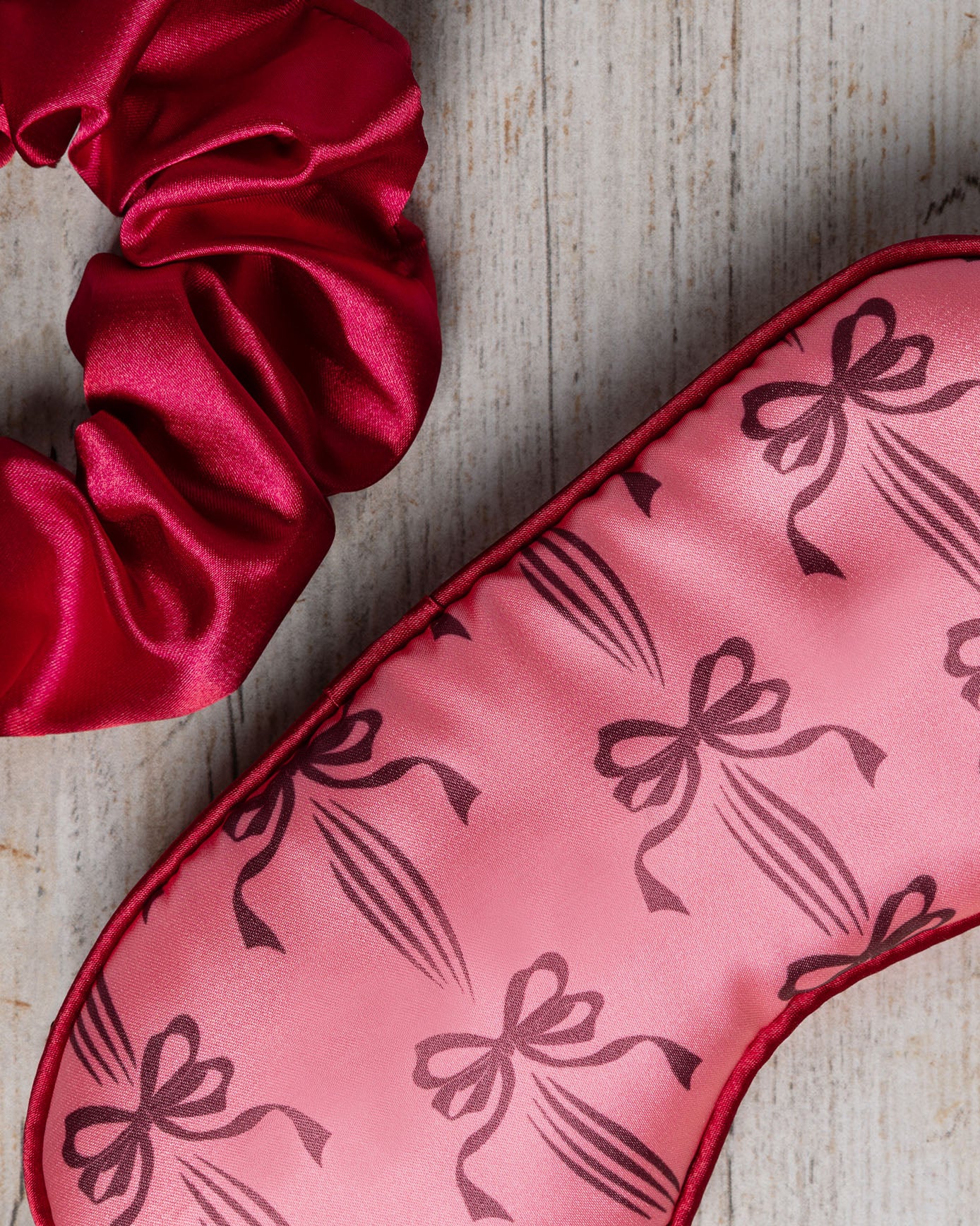 Satin Bow Print Sleep Mask & Scrunchie Gift Set - Image 3