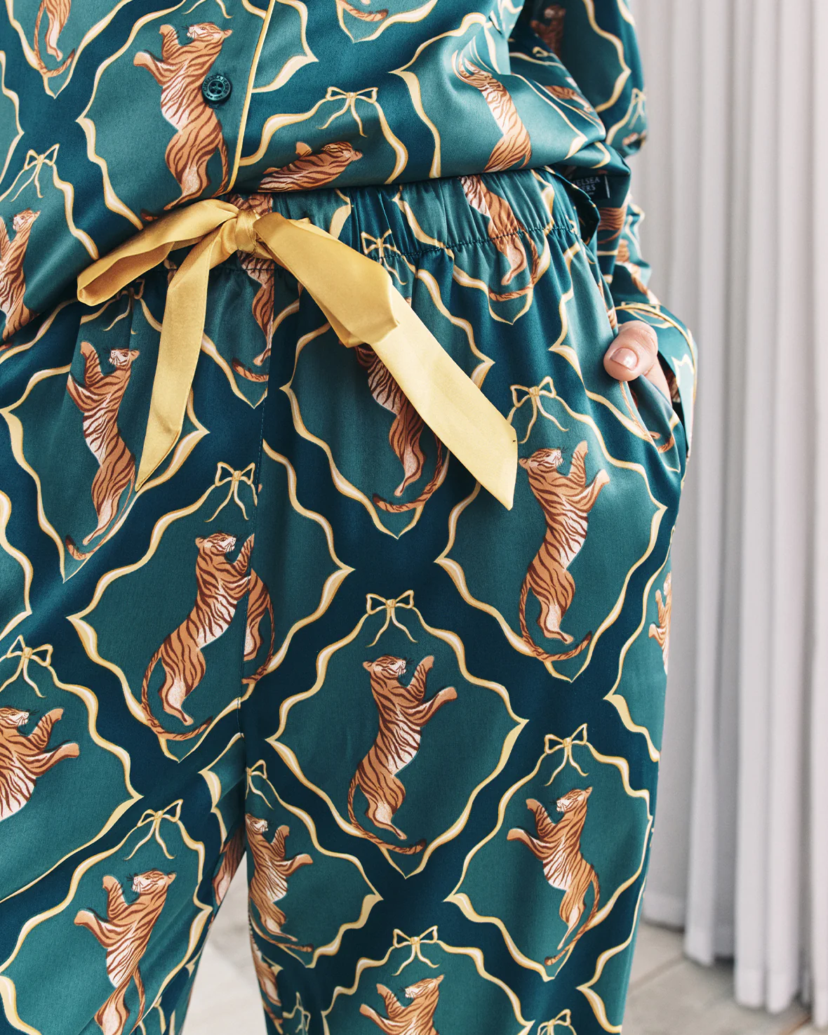 Satin Gilded Tiger Print Long Pyjama Set - Image 5