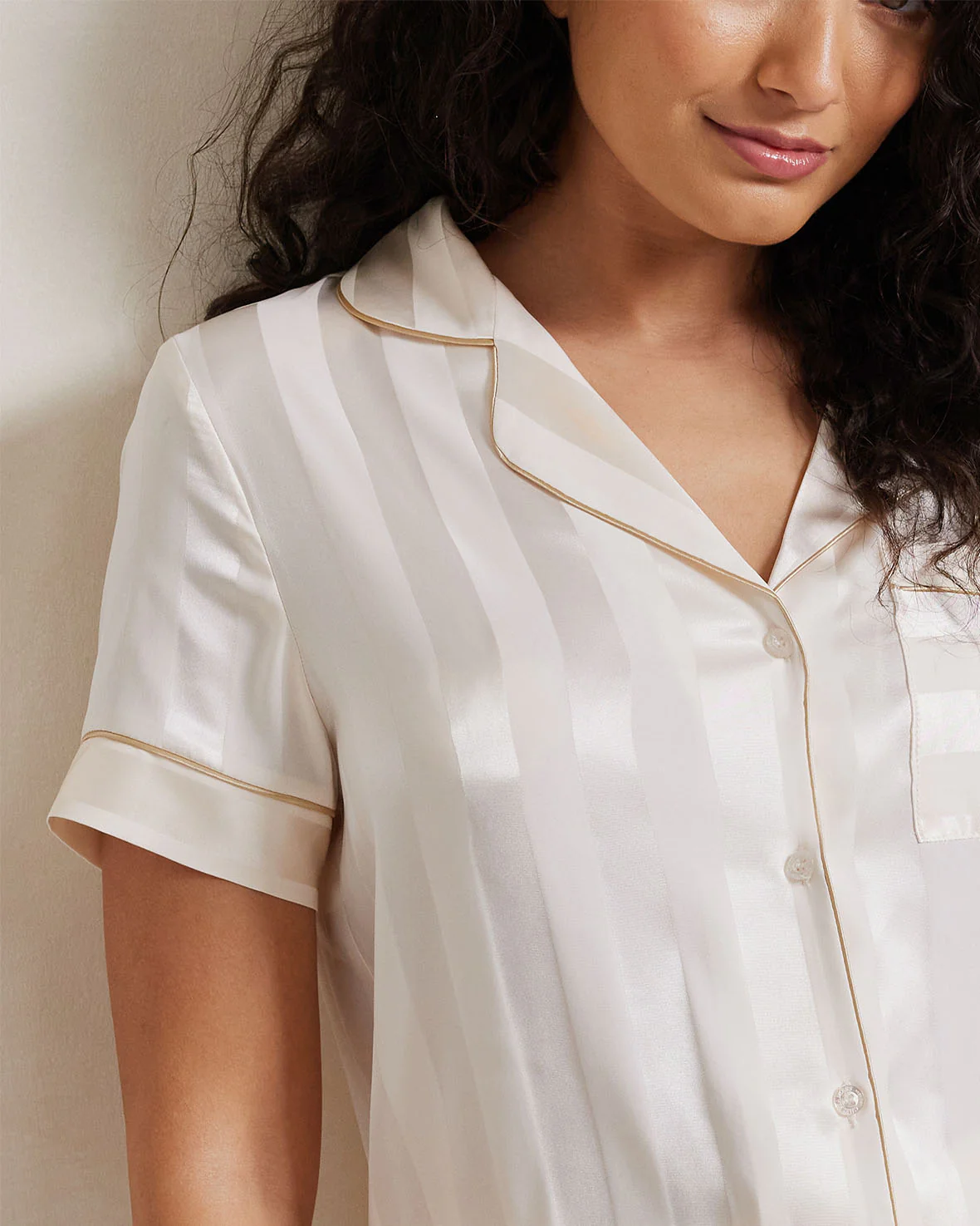 Satin Jacquard Stripe Short Pyjama Set - Image 3