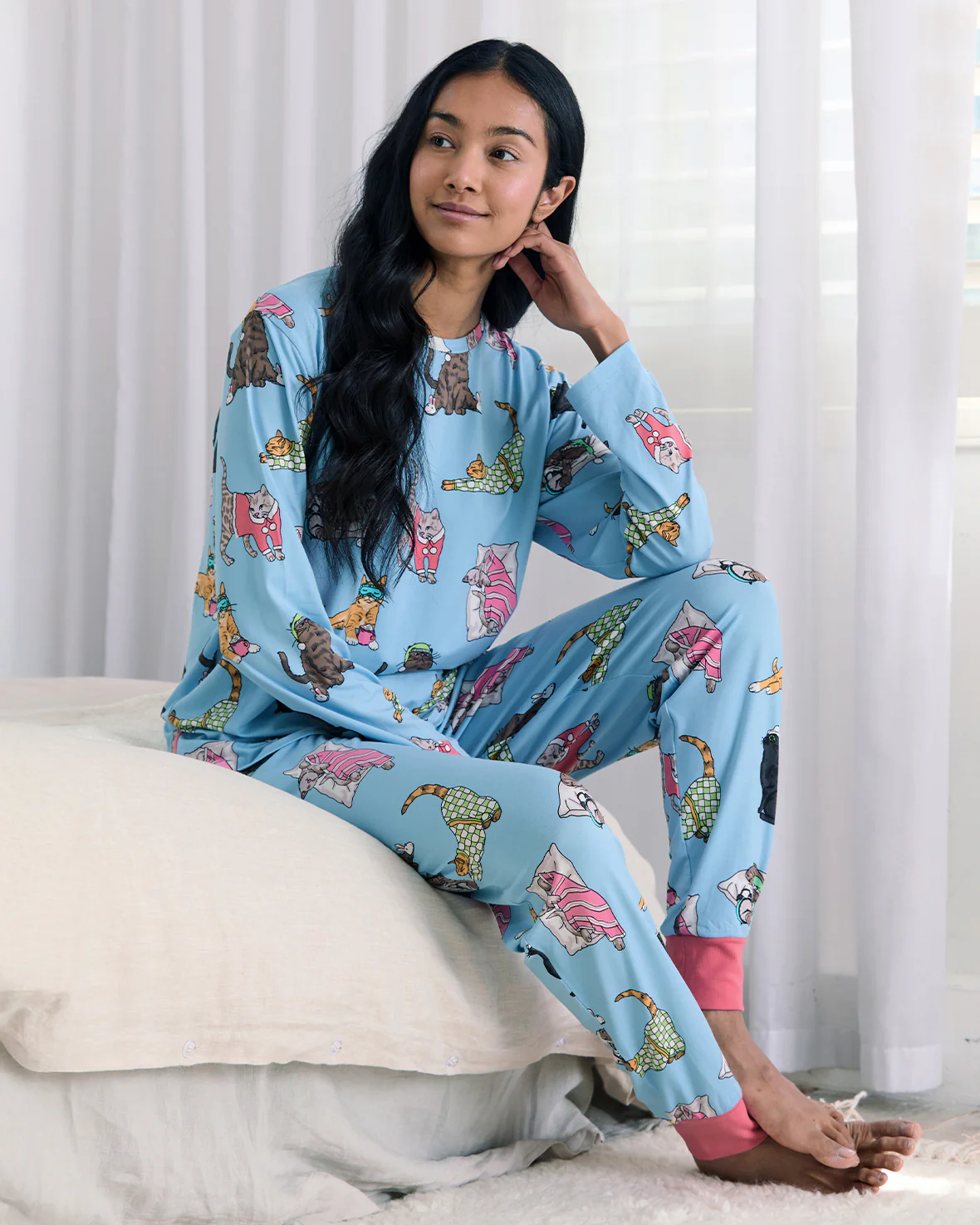 Sleepy Cats Print Long Pyjama Set - Image 5