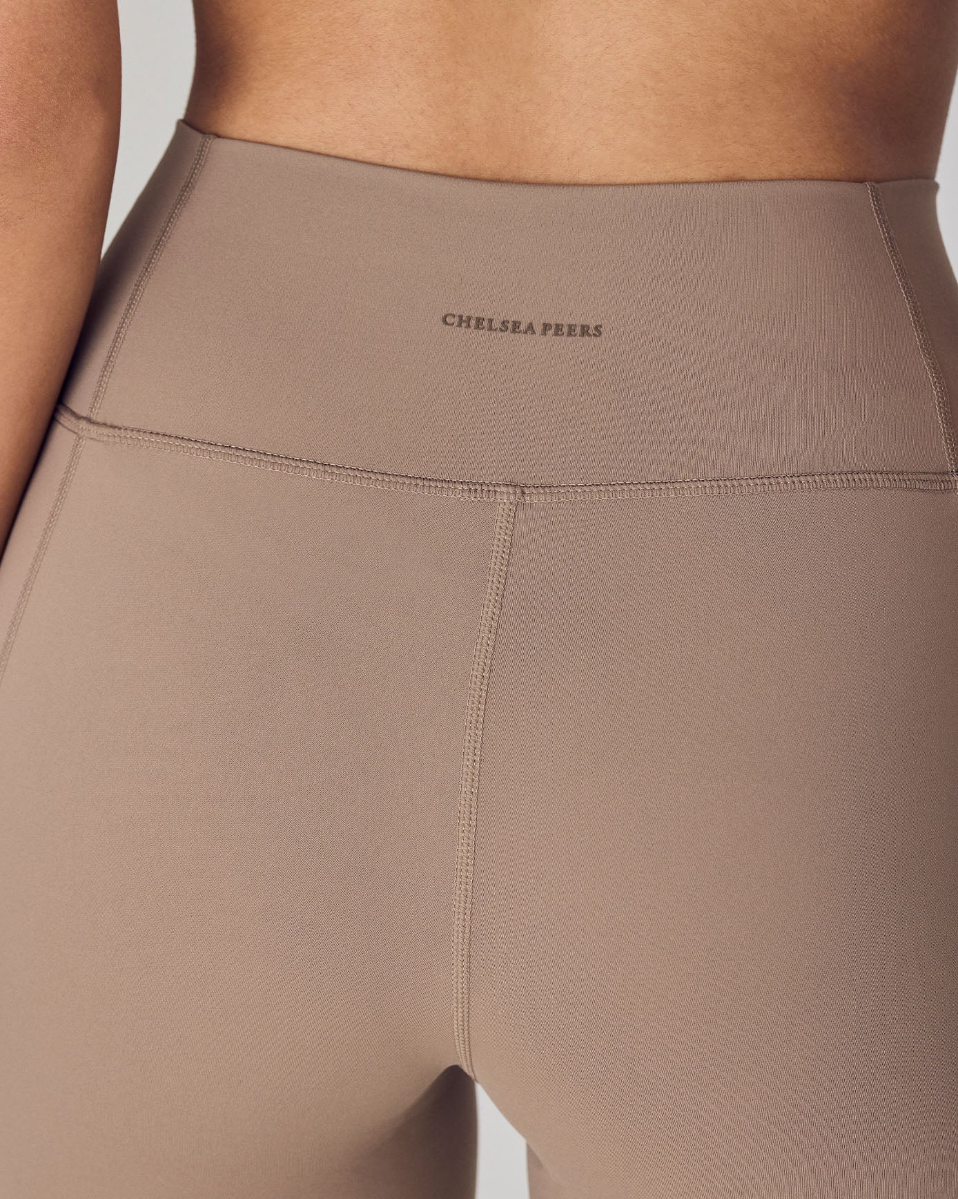 SoftSculpt Cycling Shorts - Latte - Image 5