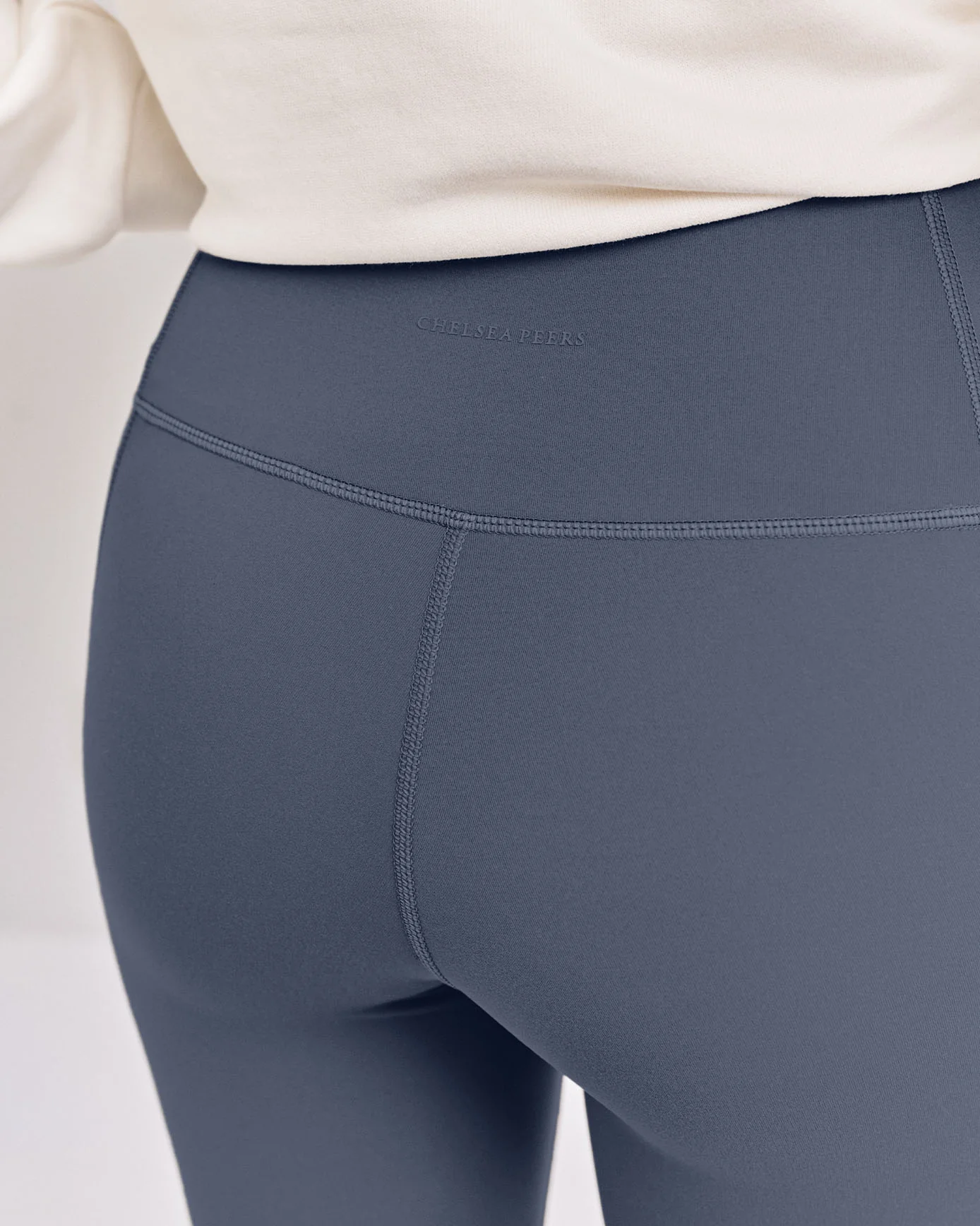SoftSculpt Flared Leggings - Charcoal - Image 5