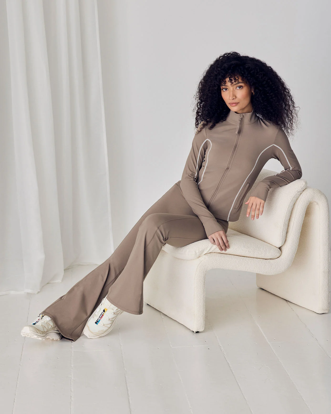 SoftSculpt Flared Leggings - Latte - Image 6