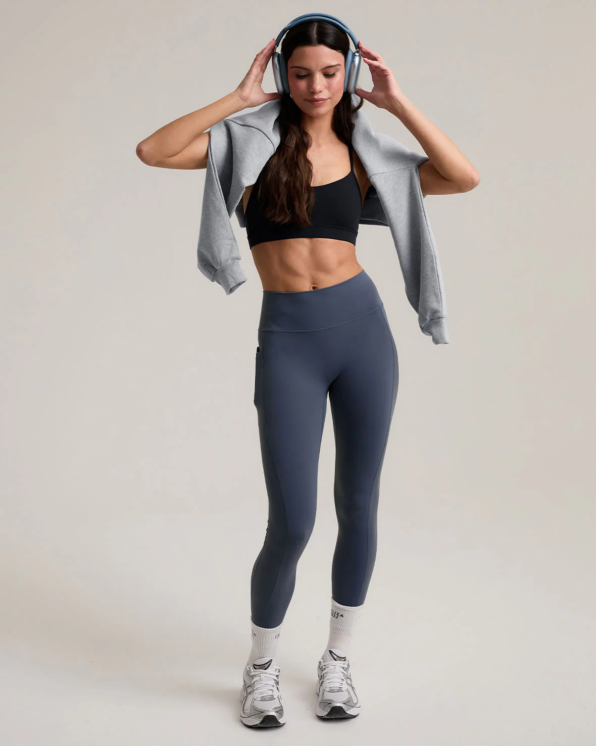 SoftSculpt Leggings - Charcoal - Image 4