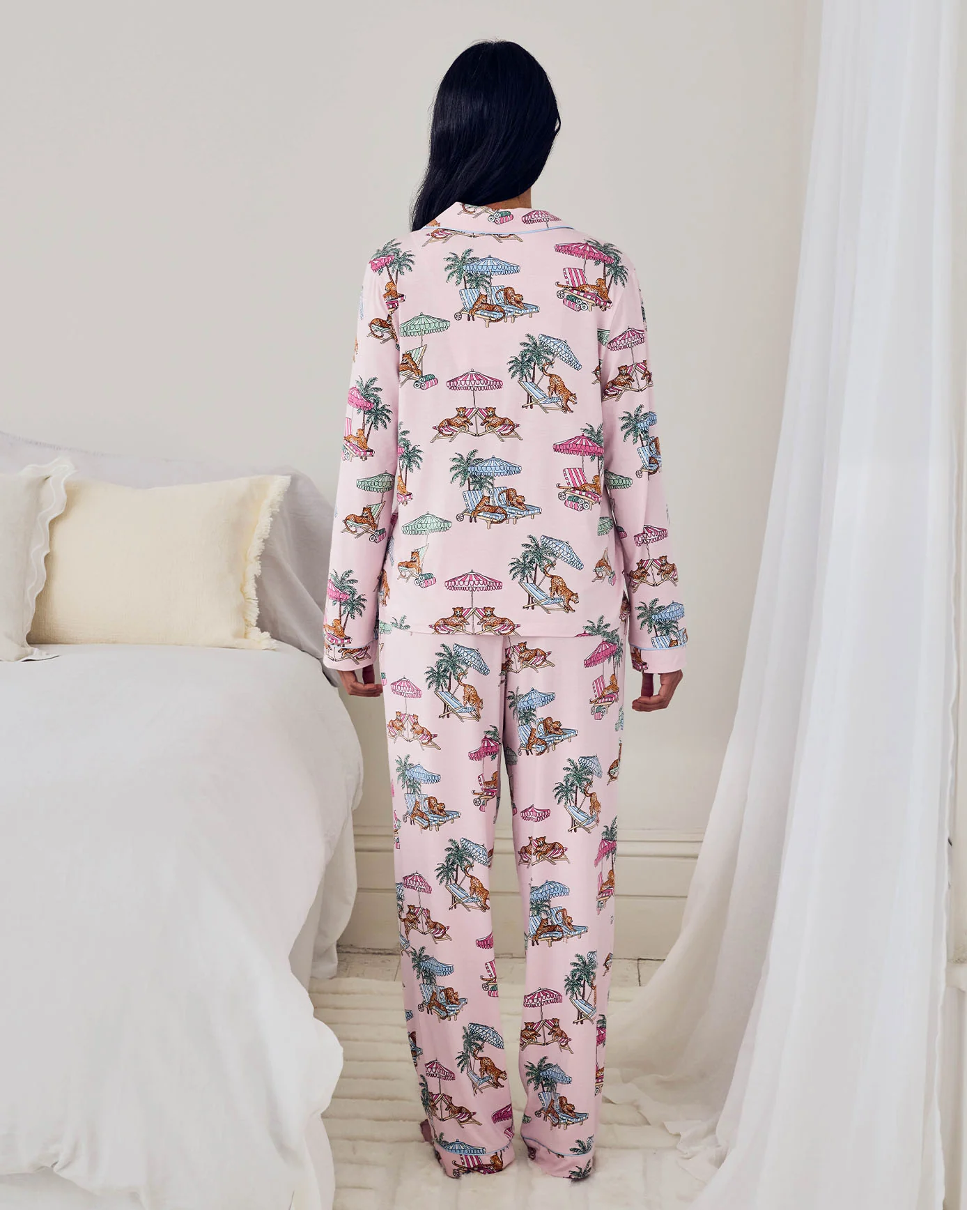 Tall TENCEL™ Modal Lounging Leopards Print Long Pyjama Set - Image 4