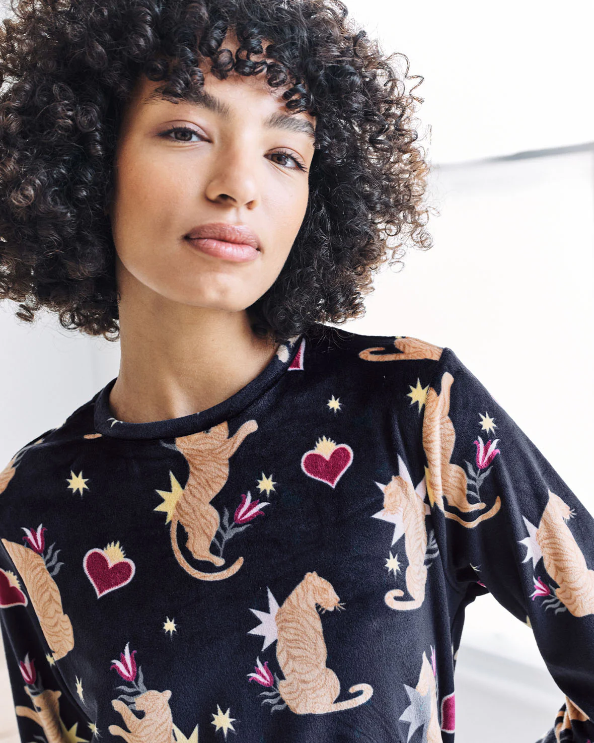Velour Enchanted Tiger Print Lounge Crew & Jogger Set - Image 5